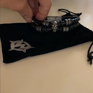 Men’s skull bracelet